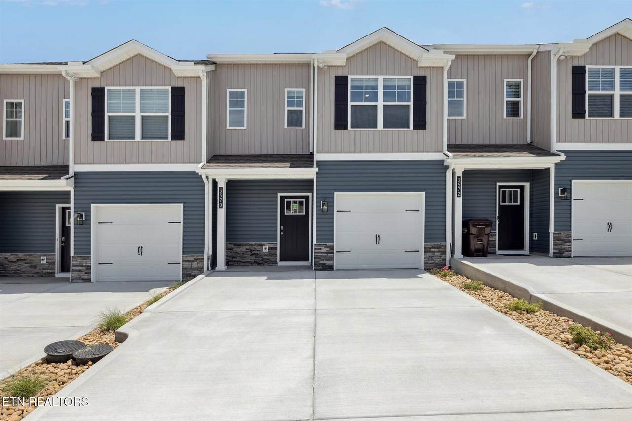 3570 Bisham Wood Lane - Photo 1