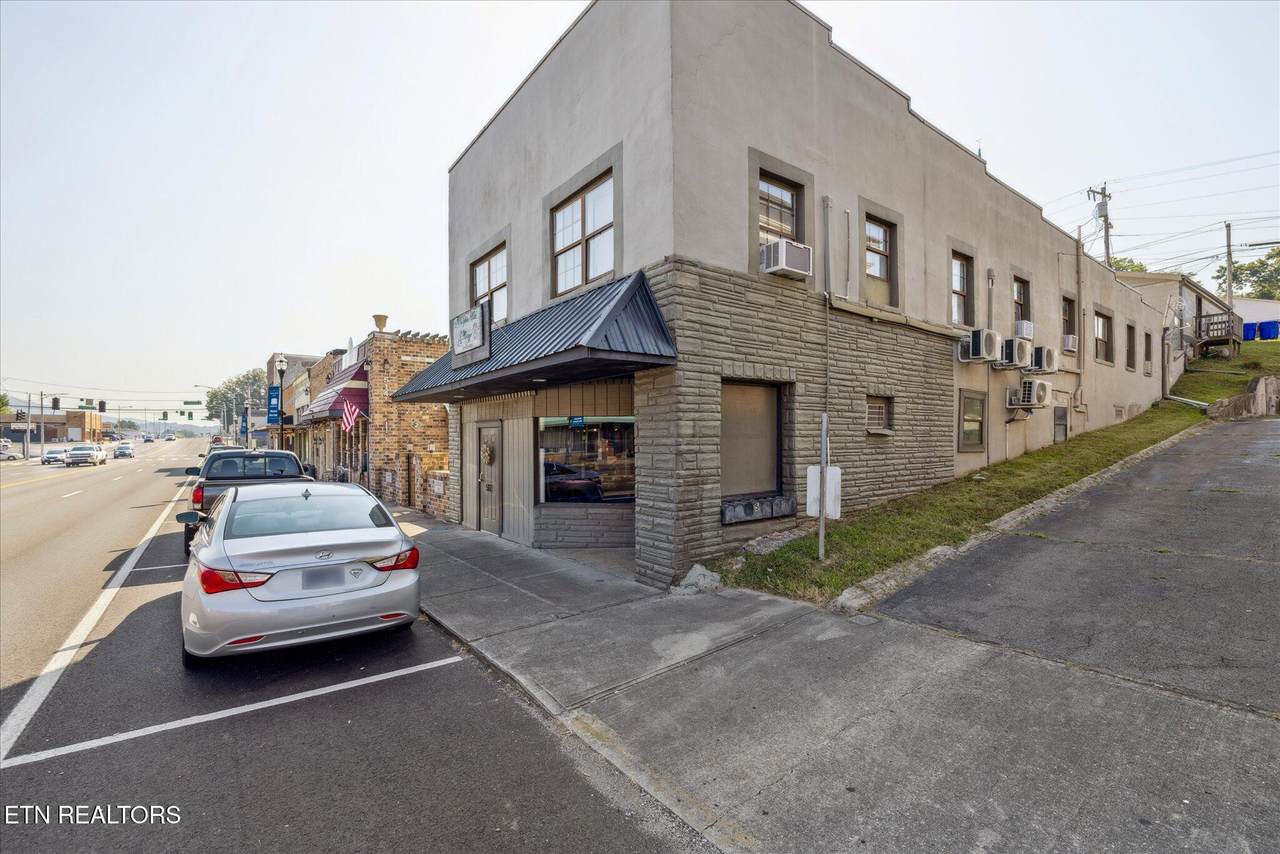 512 Roane St - Photo 1