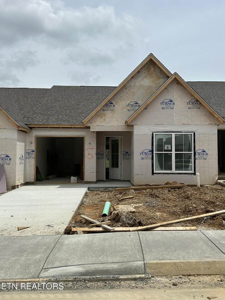1806 Lateglow Way - Photo 1
