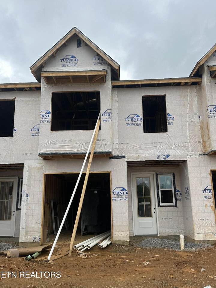 1747 Lateglow Way - Photo 1