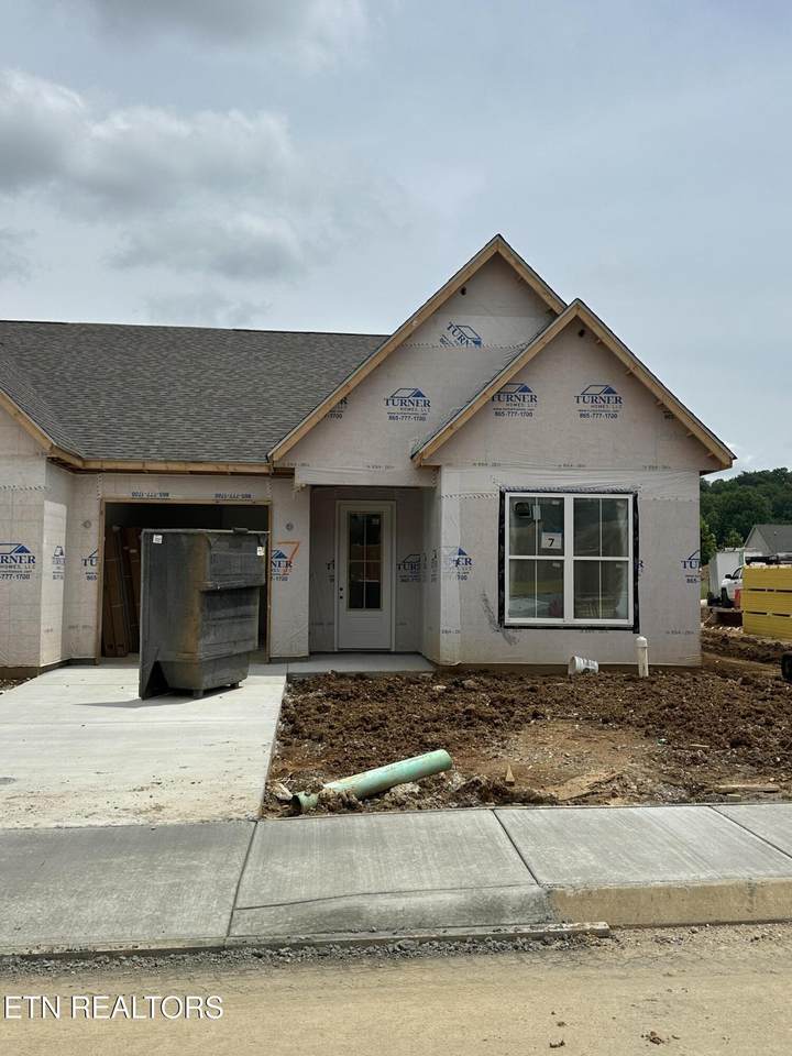 1802 Lateglow Way - Photo 1