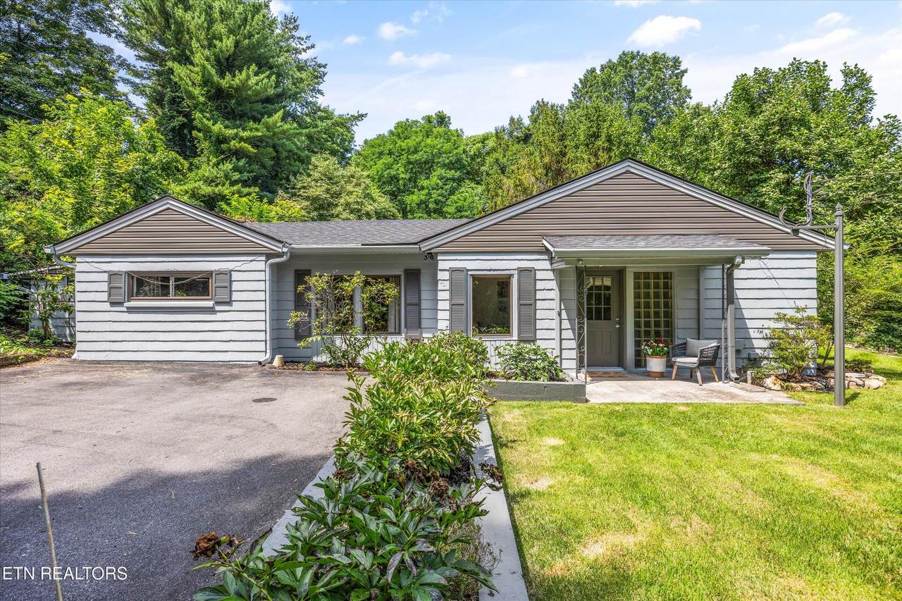 401 Busbee Rd - Photo 1