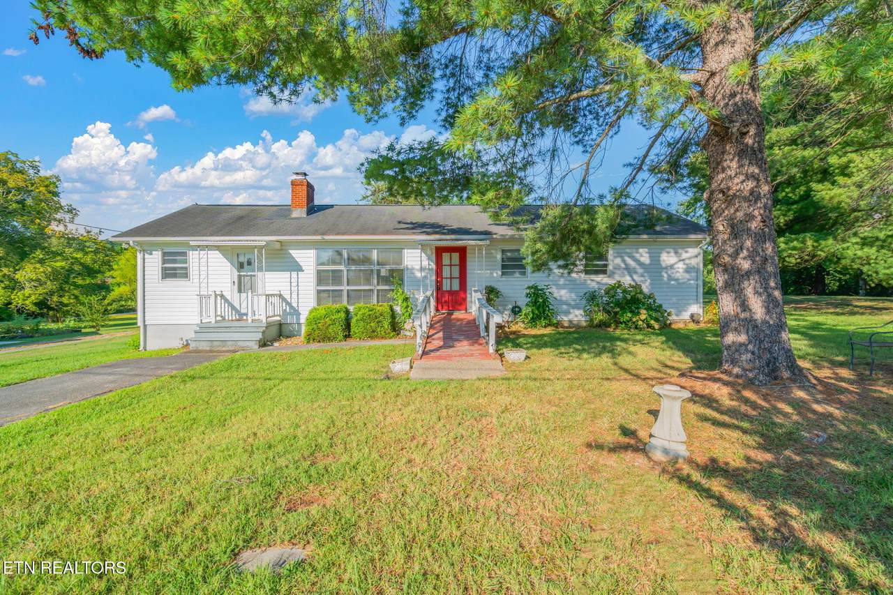 6929 Pennell Lane - Photo 1