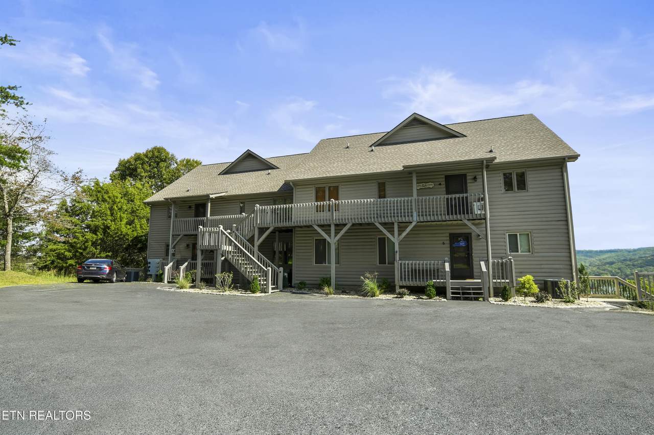 1231 Deerfield Way - Photo 1