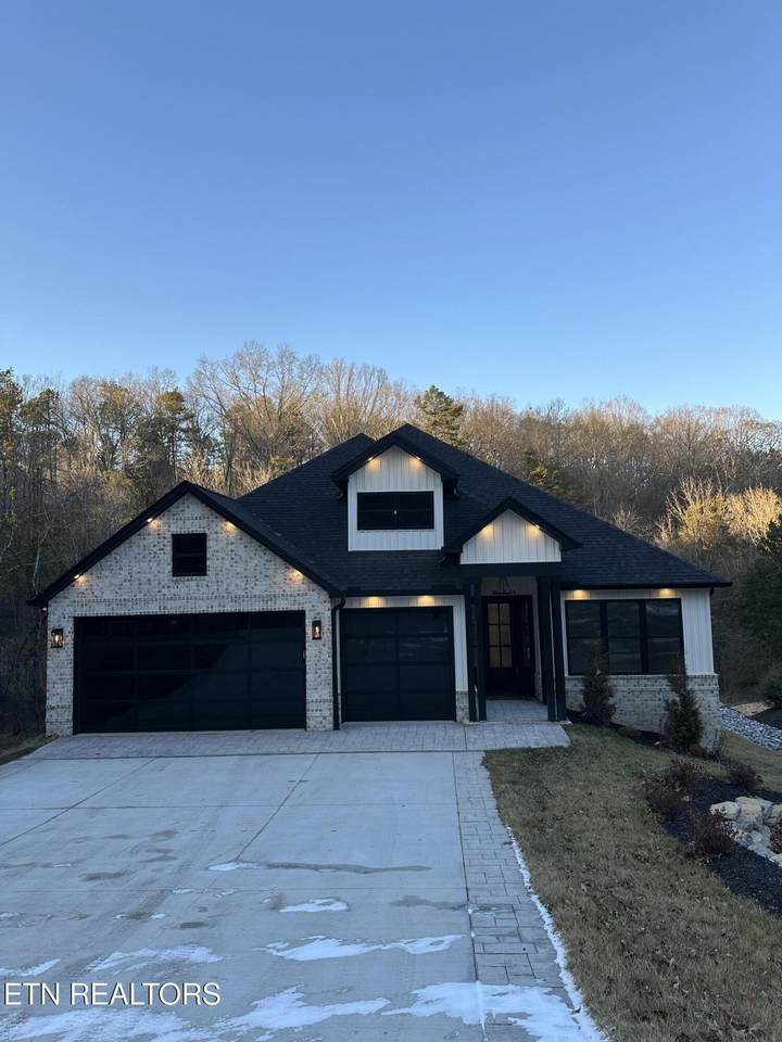 279 Ootsima Way - Photo 1