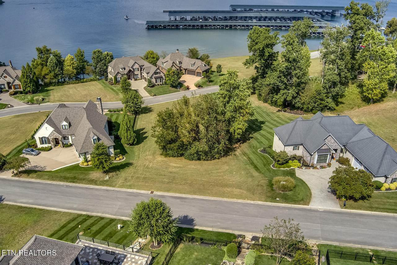 375 Champions Way - Photo 1