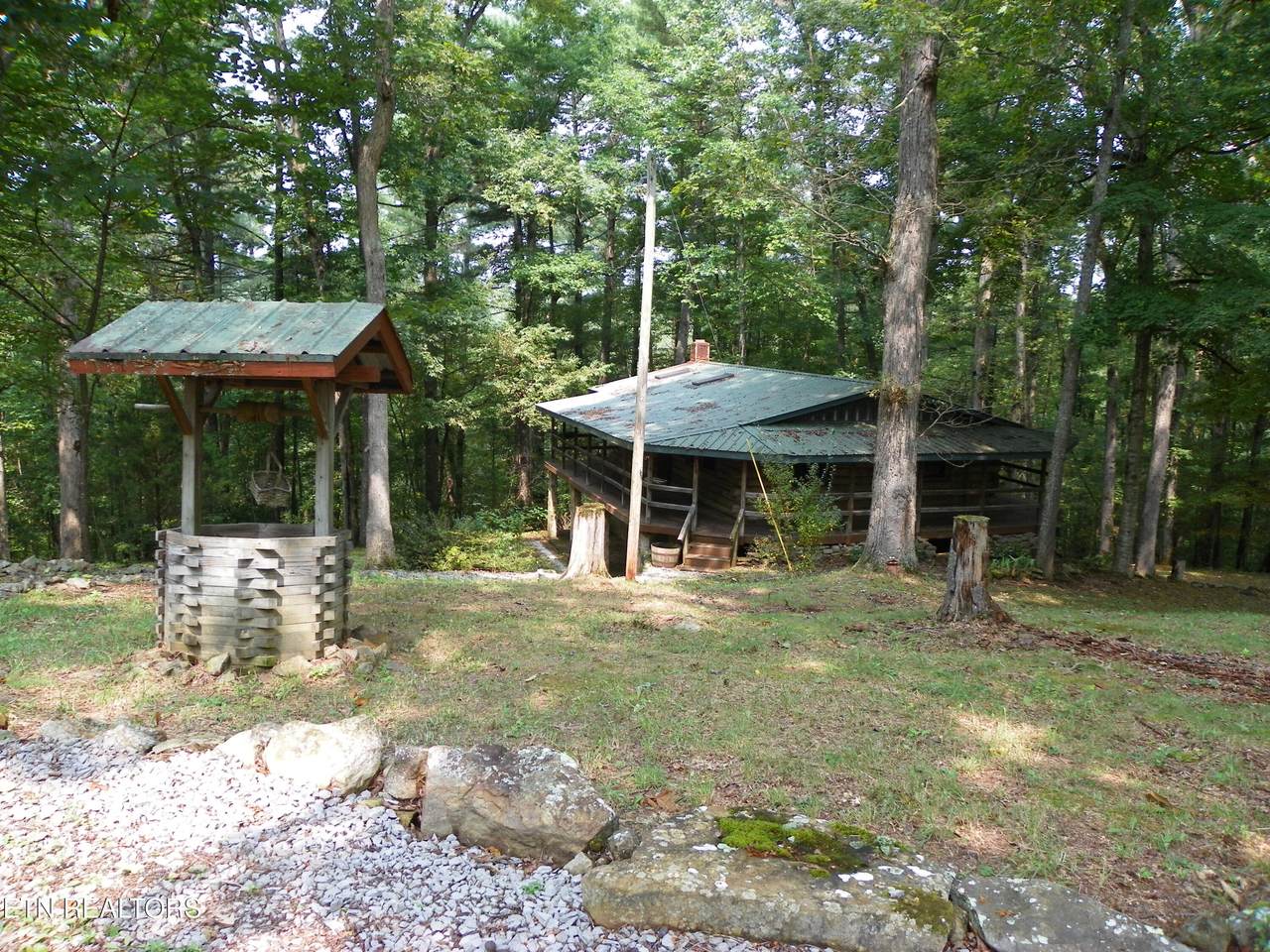 1555 Brown Creek Drive - Photo 1