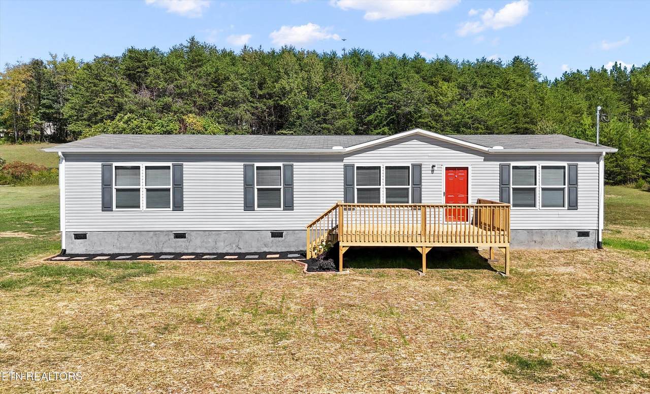 323 Foster Rd - Photo 1