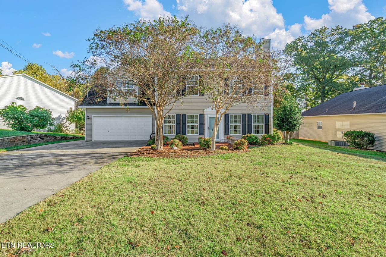 707 Dunnview Lane - Photo 1