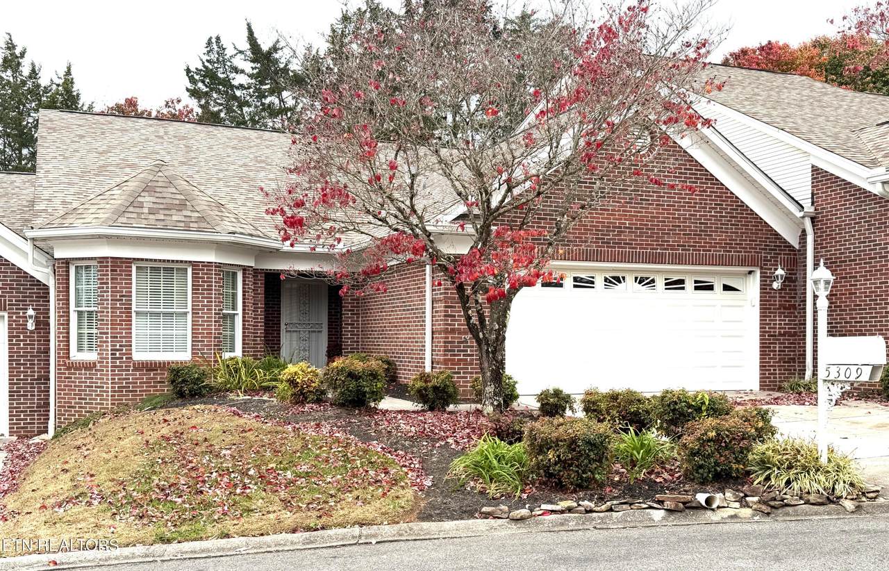 5309 Comice Way - Photo 1