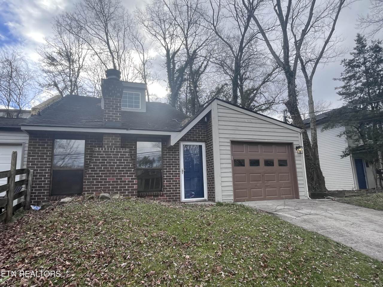 7666 Chatham Circle - Photo 1