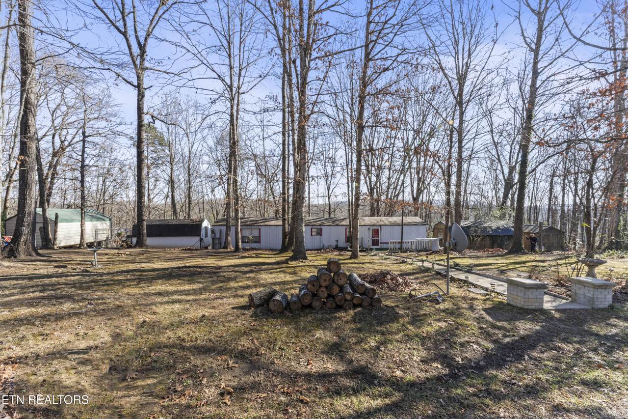 1305 Grievers Chapel Rd - Photo 1