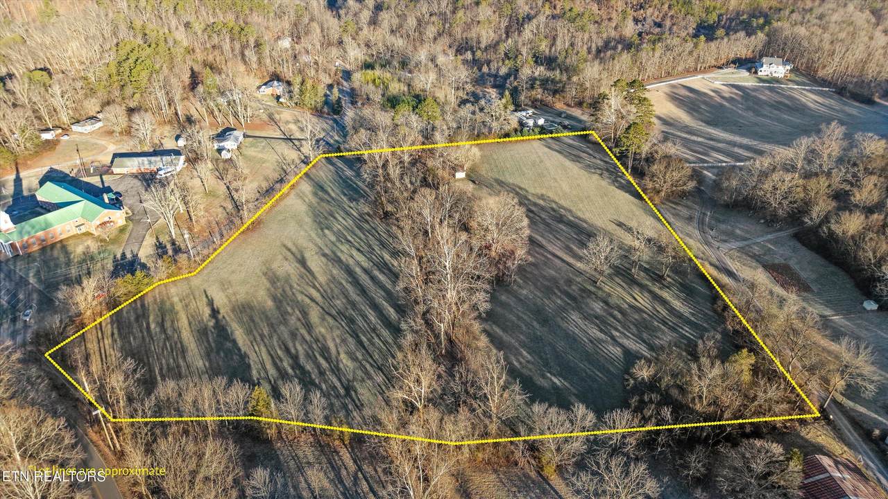  Alvin Lane - Photo 1