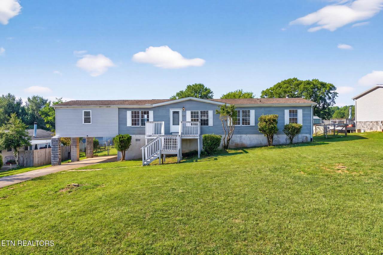 1009 Ridge View Rd - Photo 1