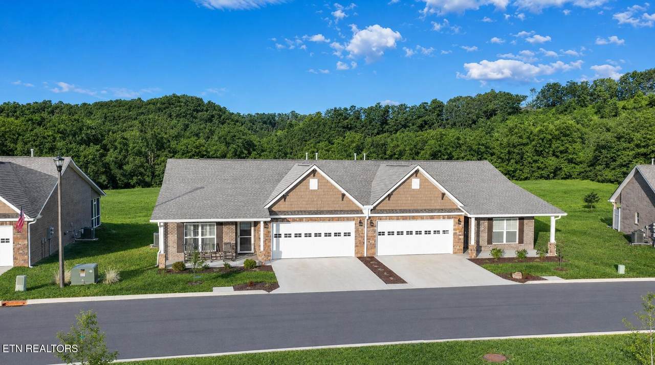 712 Snowflower Circle - Photo 1