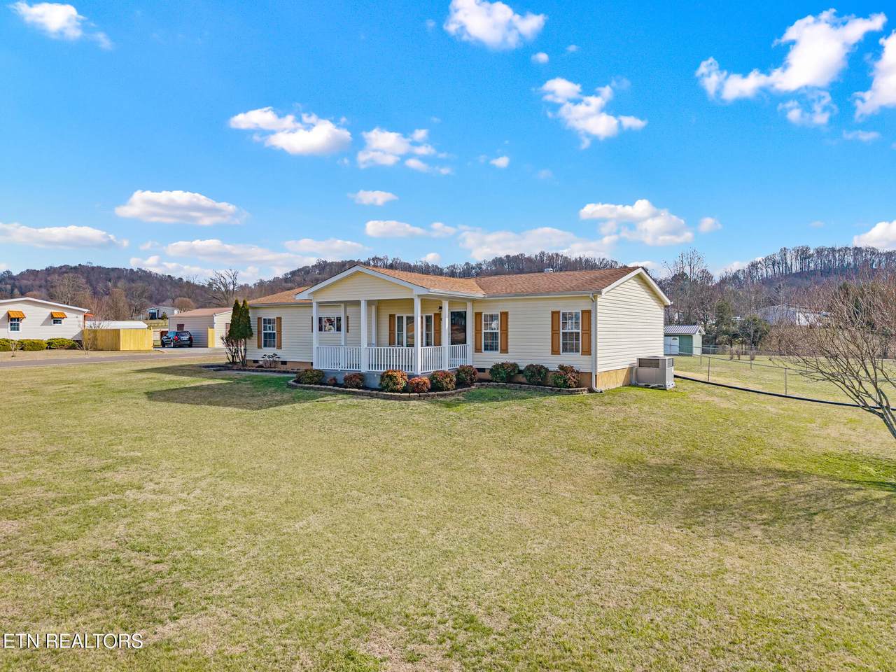 346 Highway 307 - Photo 1
