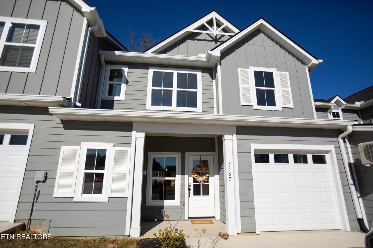 7387 Sun Blossom Lane - Photo 1