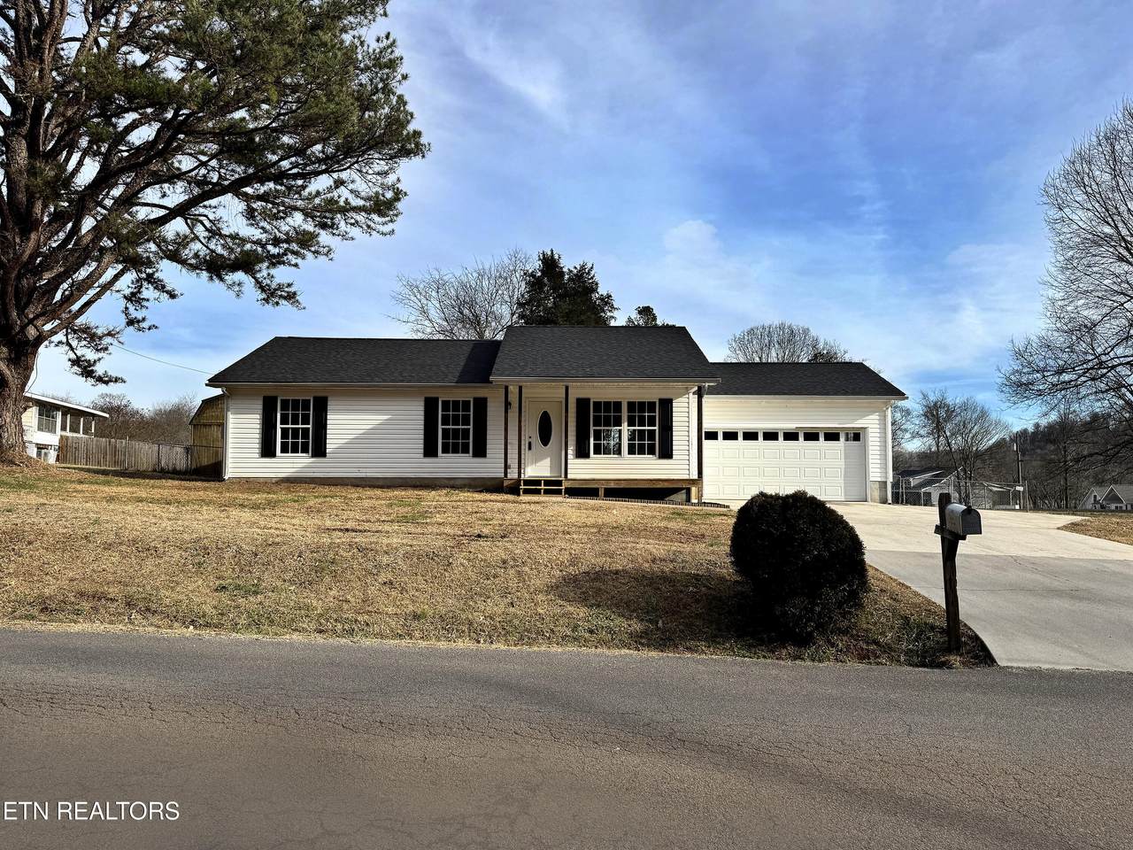 115 Spruce Lane - Photo 1