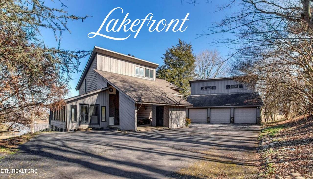 2092 Lakewood Drive - Photo 1