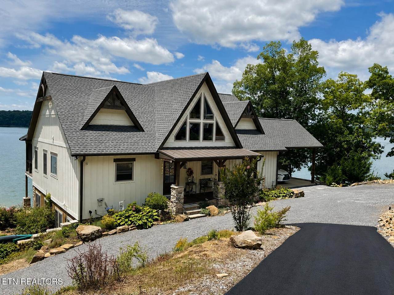 1839 Stone Bridge Drive - Photo 1