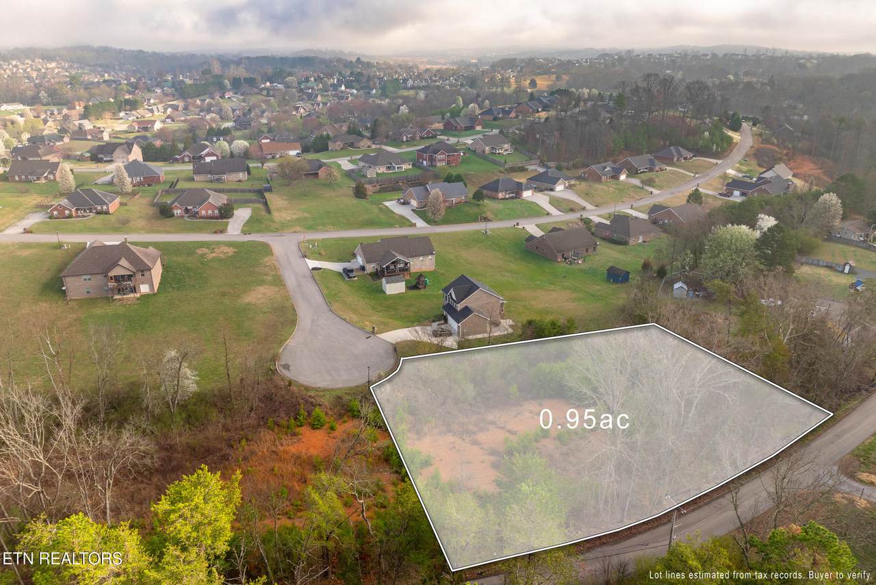 141 Tristan Court - Photo 1