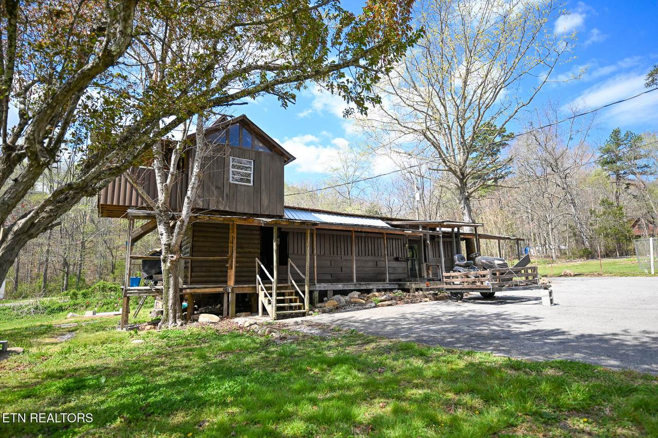 1941 Bluff Mountain Rd - Photo 1
