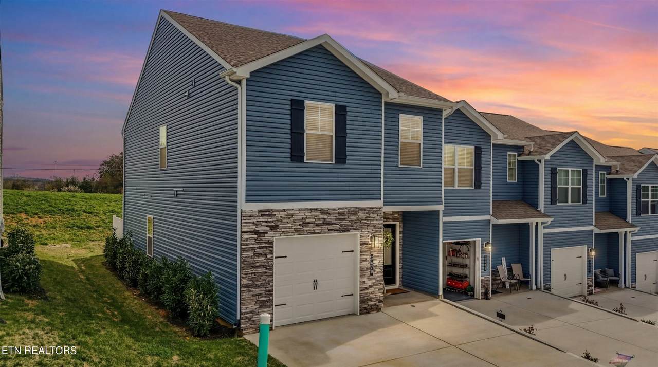 3470 Tyee Crossing Way - Photo 1