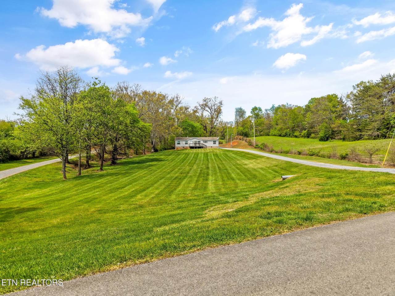5121 Green Rd - Photo 1