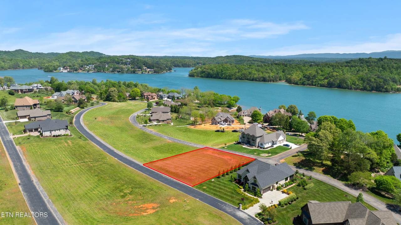 170 Starling Drive - Photo 1