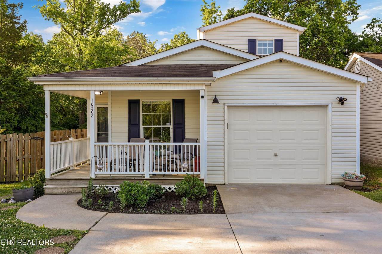 10508 Lone Star Way - Photo 1