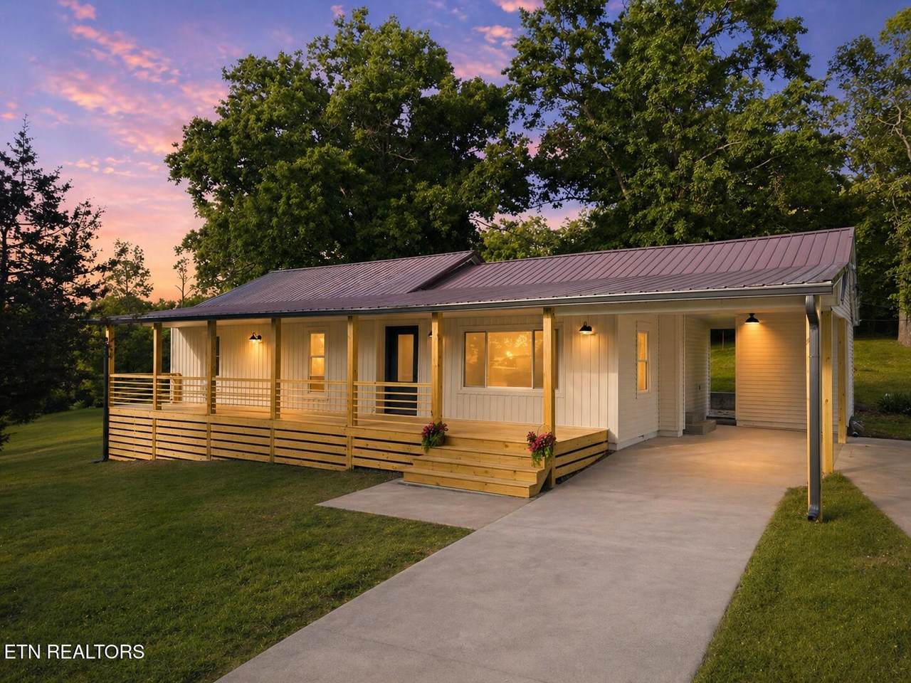 1016 Artella Drive - Photo 1