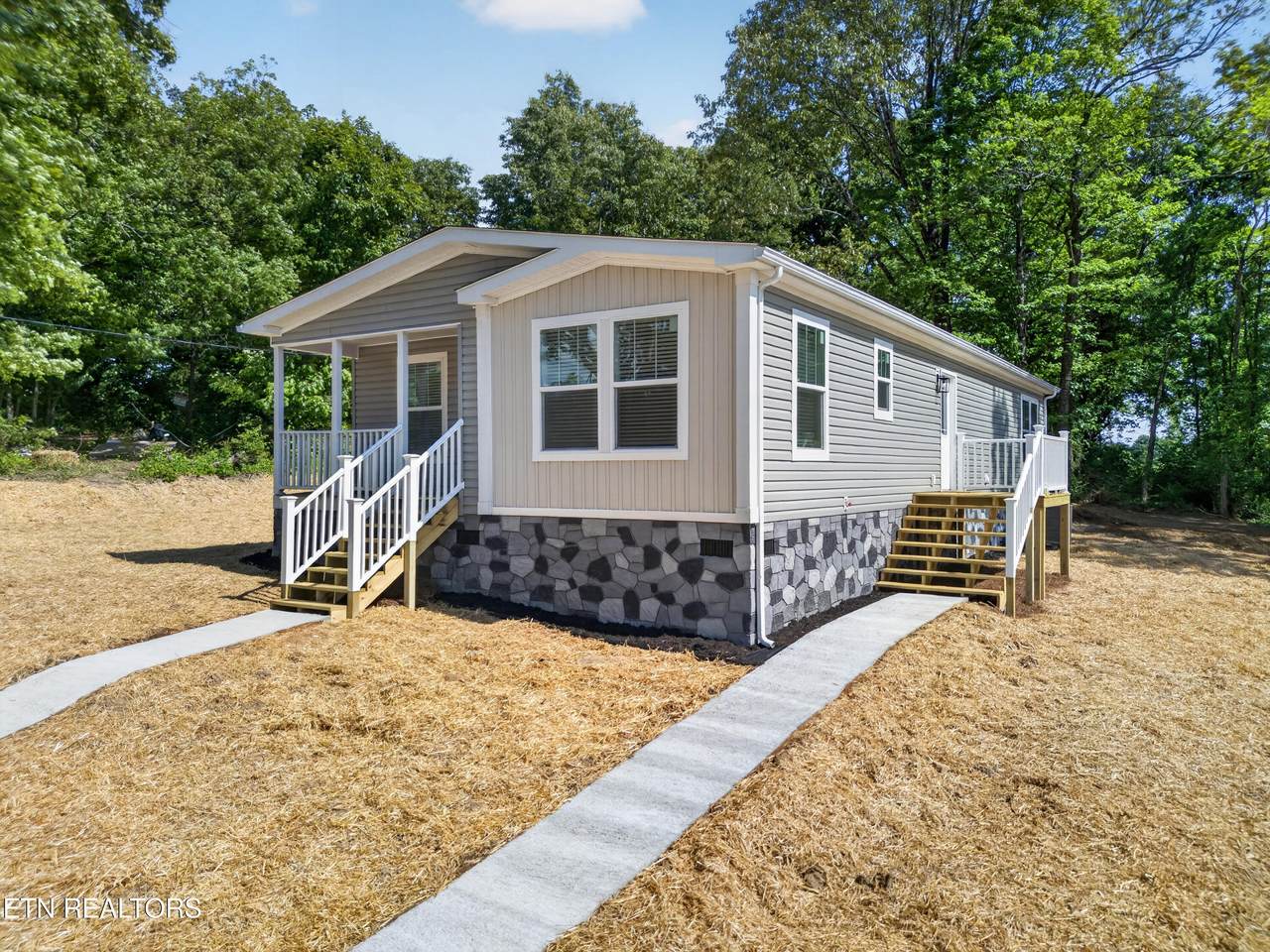 308 Branner St - Photo 1