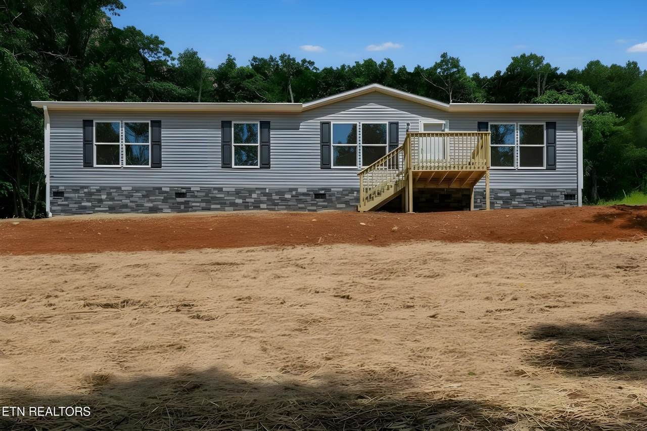 358 Valley Drive - Photo 1