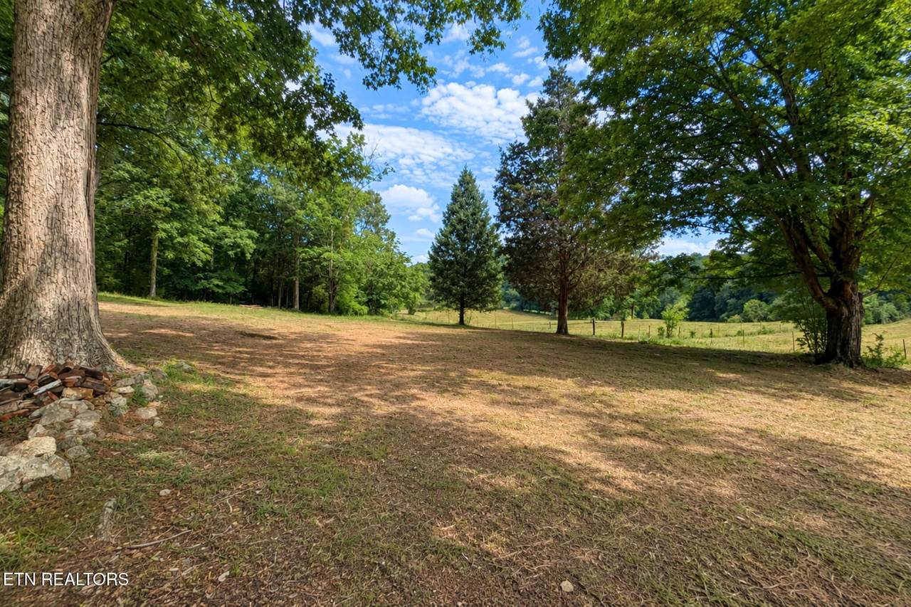 6084 Bishop Rd - Photo 1