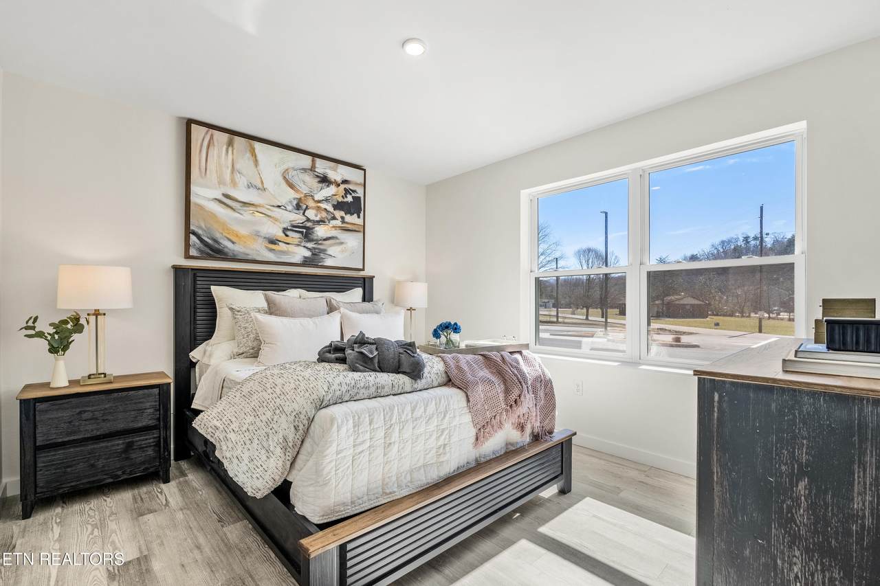 https://bt-photos.global.ssl.fastly.net/kaar/1280_boomver_2_1344910-2.jpg