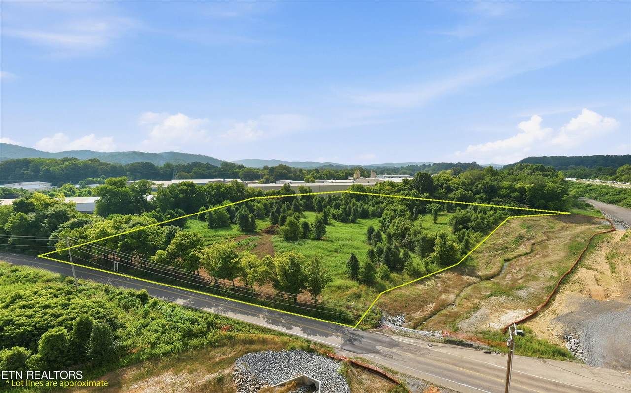  Cusick Rd - Photo 1