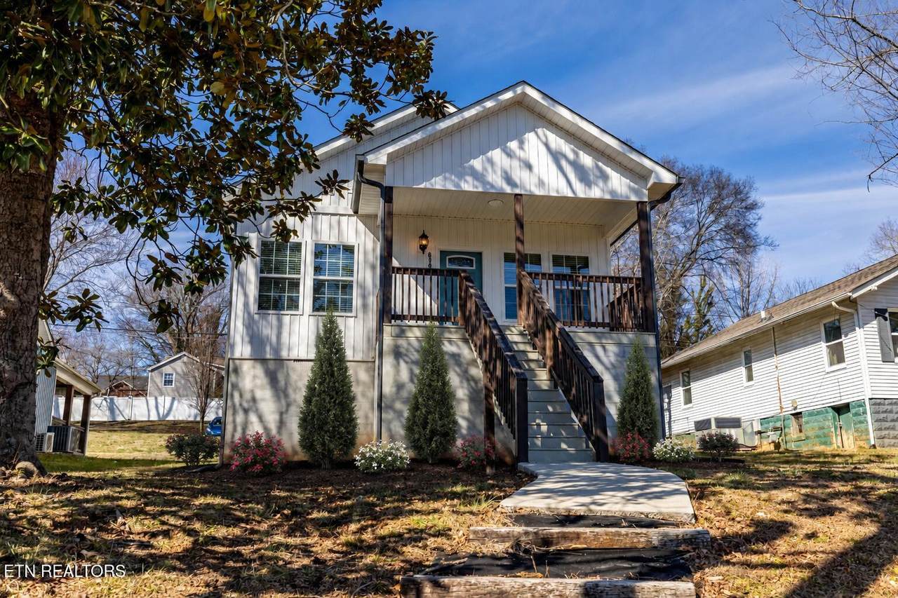 619 Midlake Drive - Photo 1