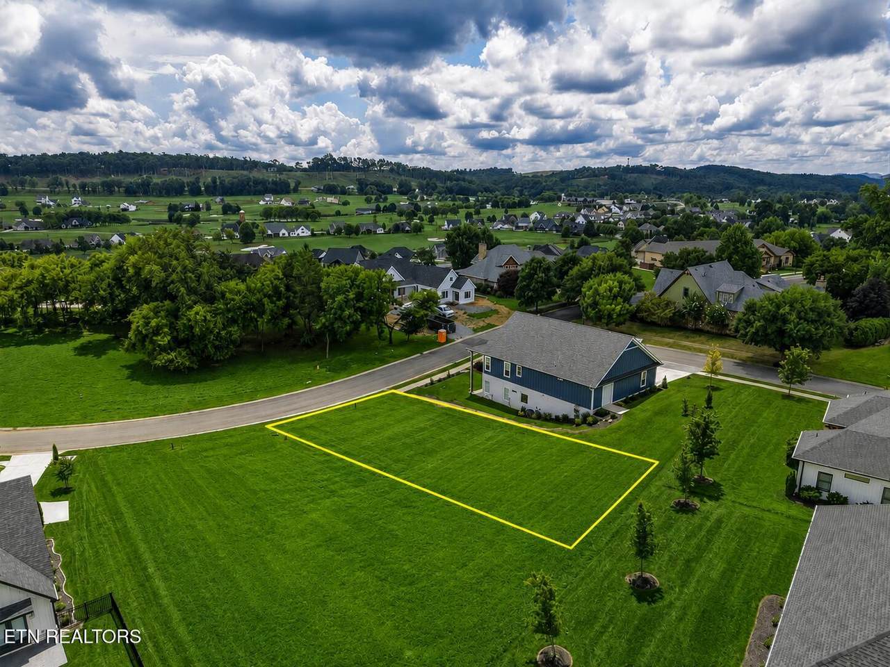 1000 Eagle Point Drive - Photo 1