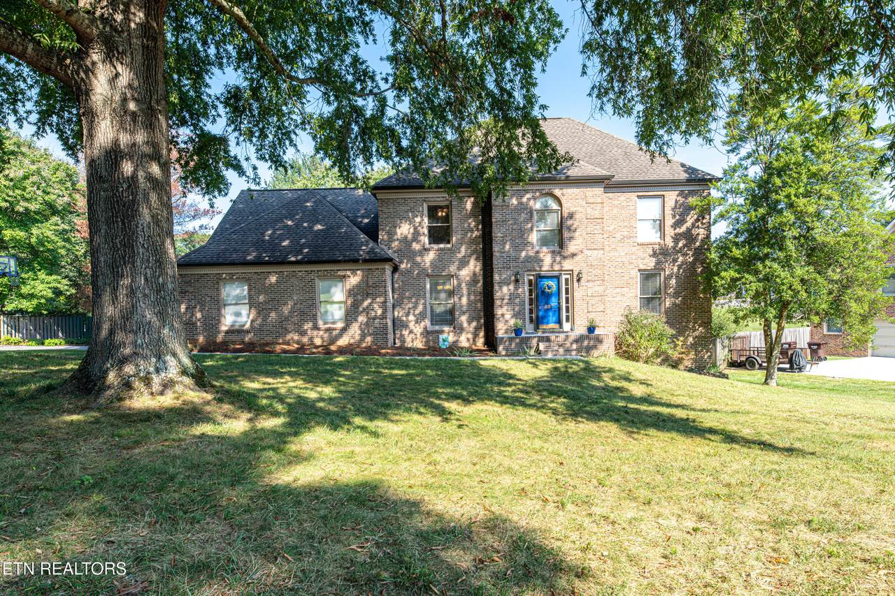 327 Sundown Rd - Photo 1
