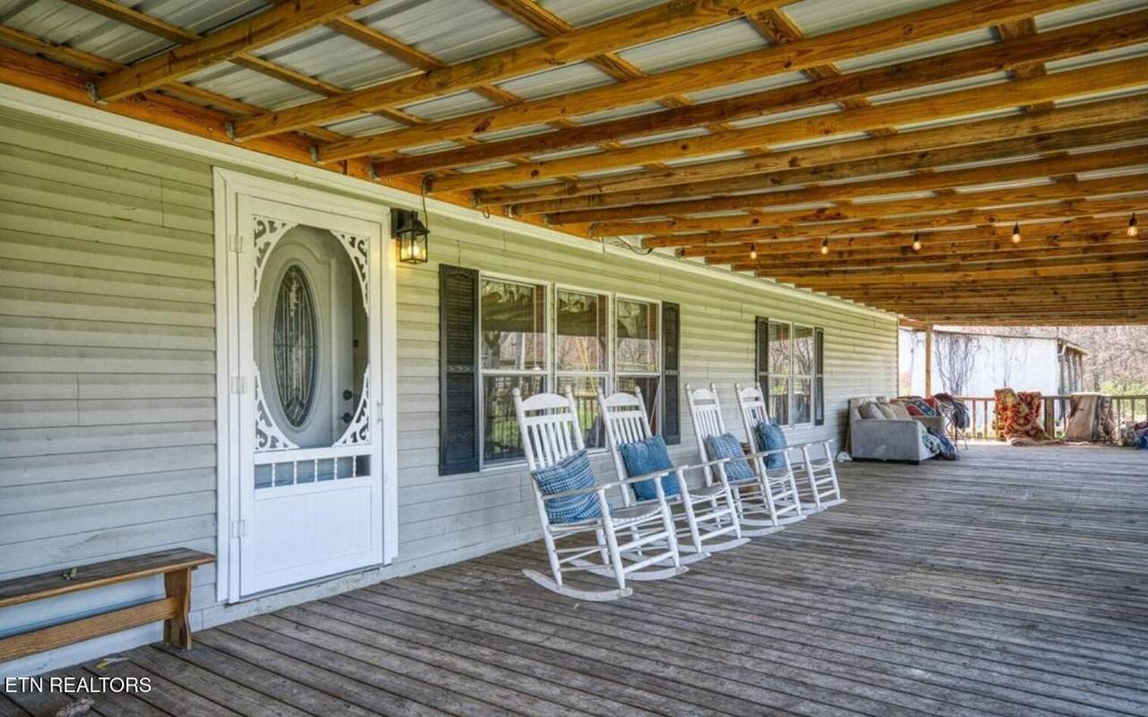 1529 Old Elmore Road Rd - Photo 1