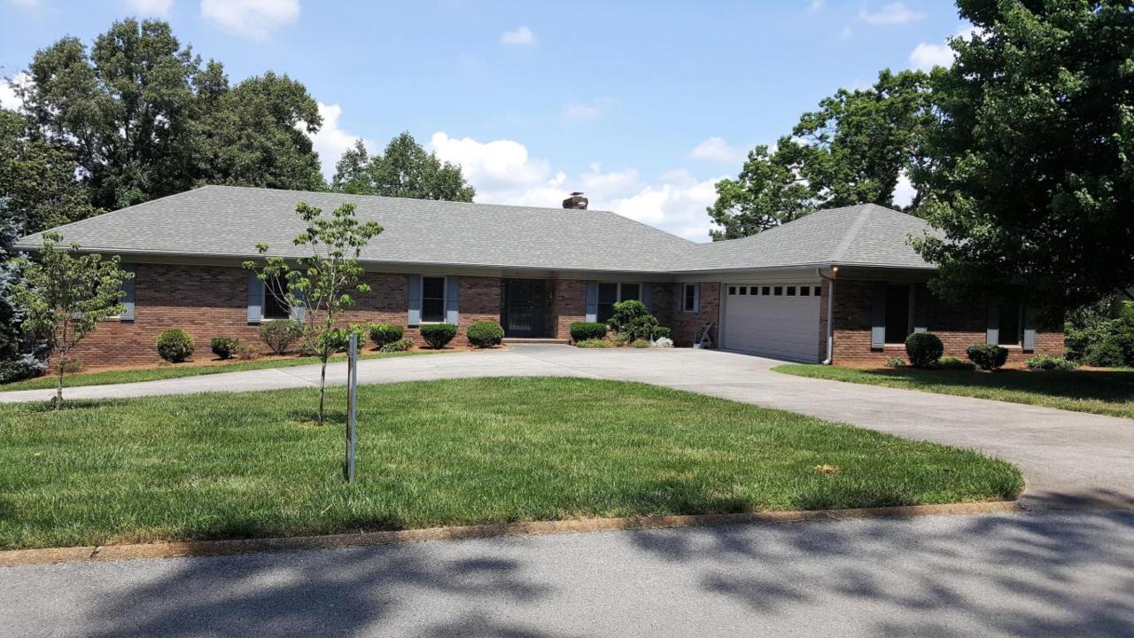 9611 Tunbridge Lane - Photo 1