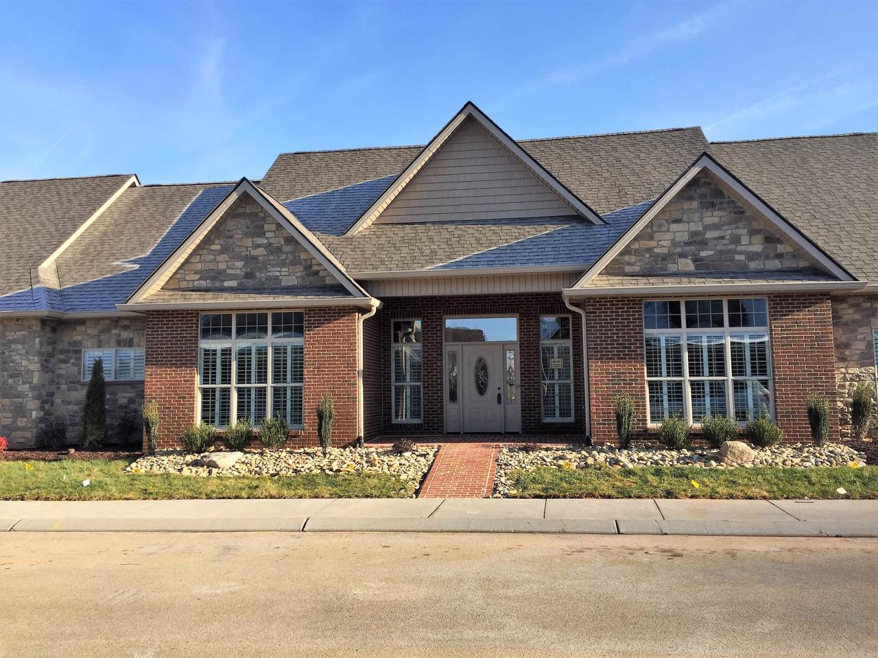 432 Savannah Village Drive - Photo 1