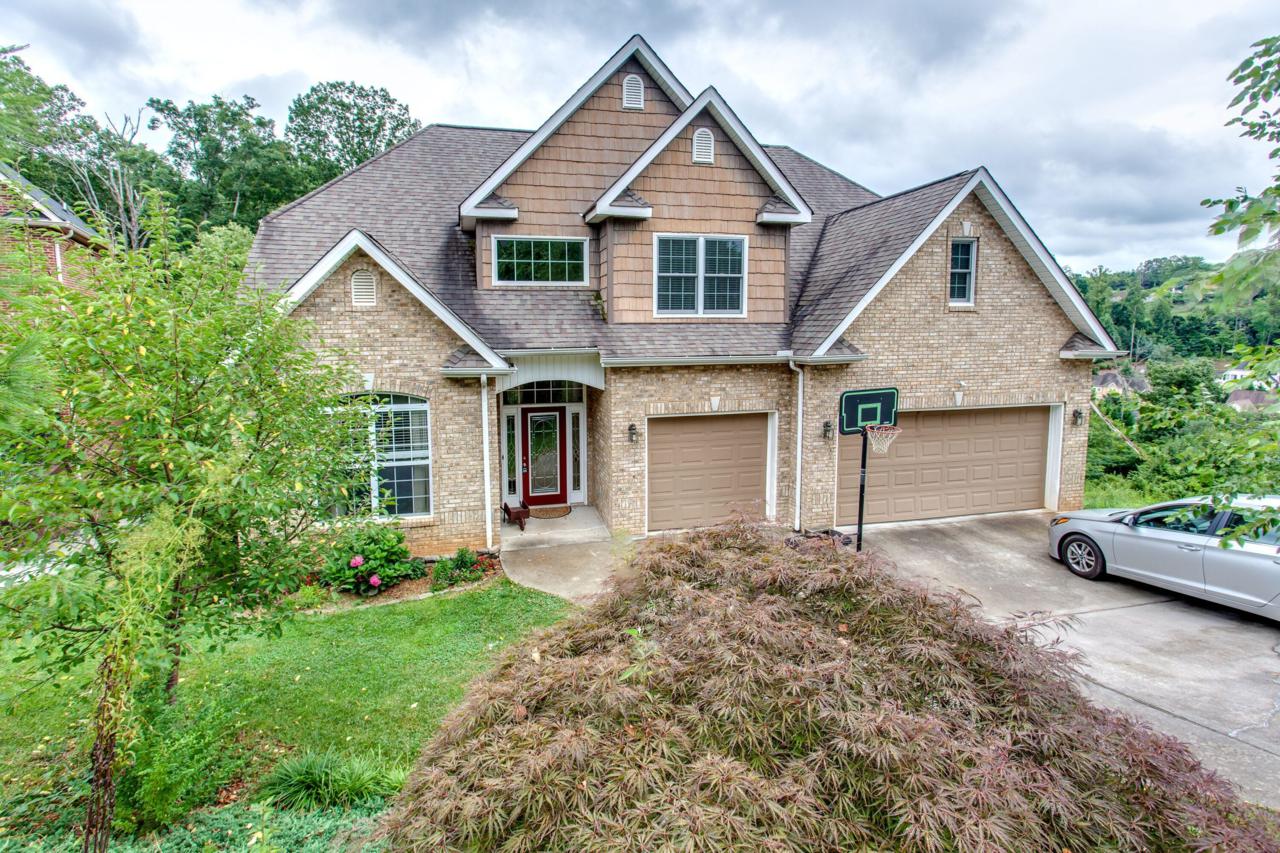 1809 Cascade Falls Lane - Photo 1
