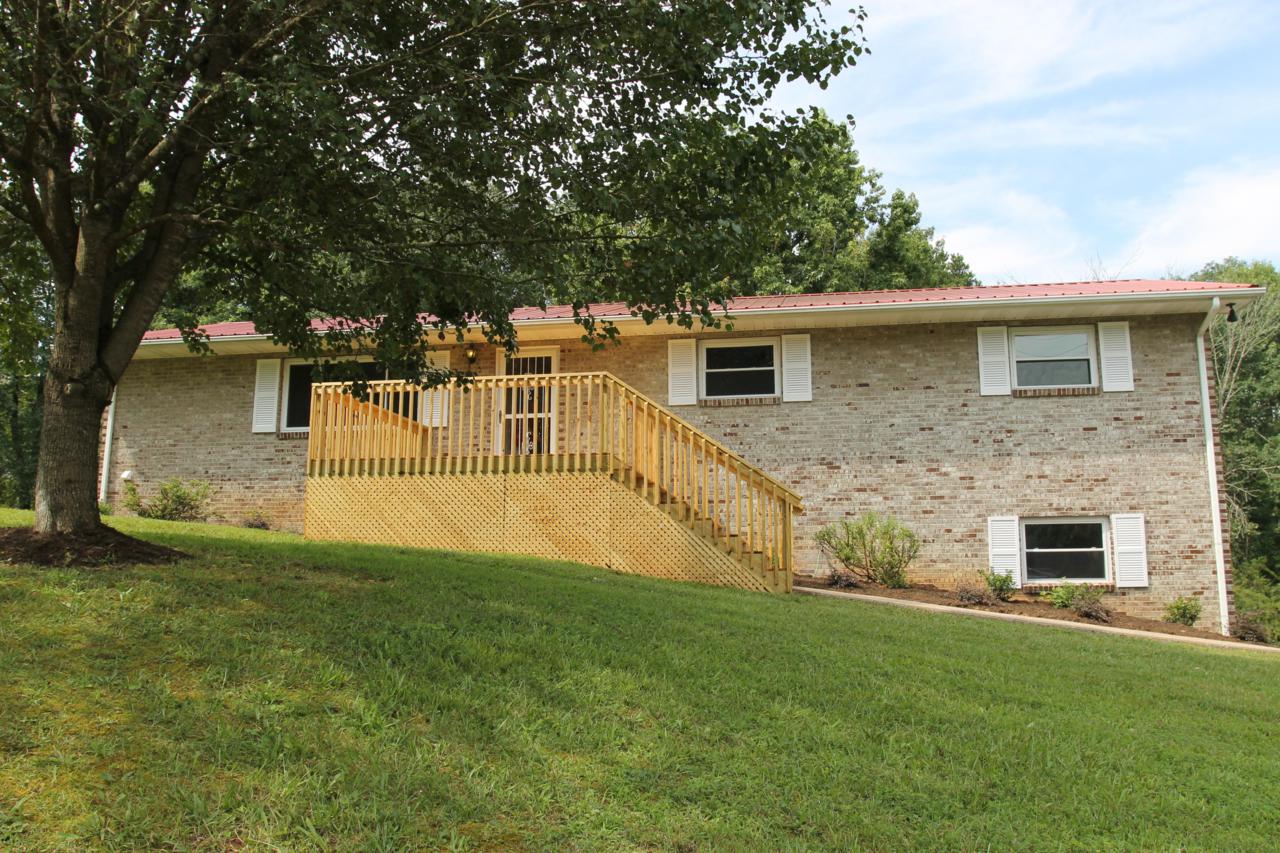 723 Wooddale Church Rd - Photo 1