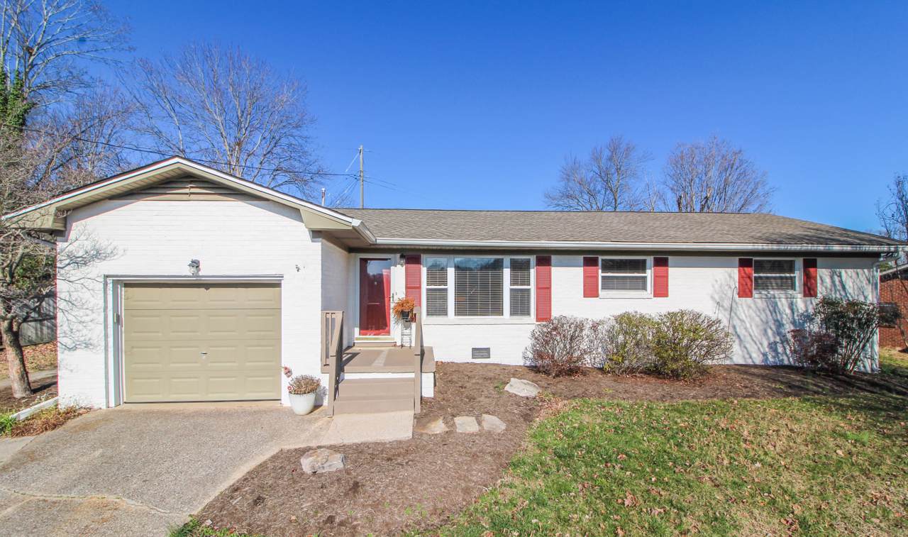 7925 Livingston Drive - Photo 1
