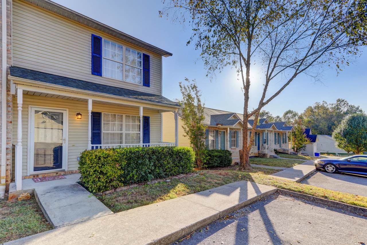7815 Stone Garden Way - Photo 1