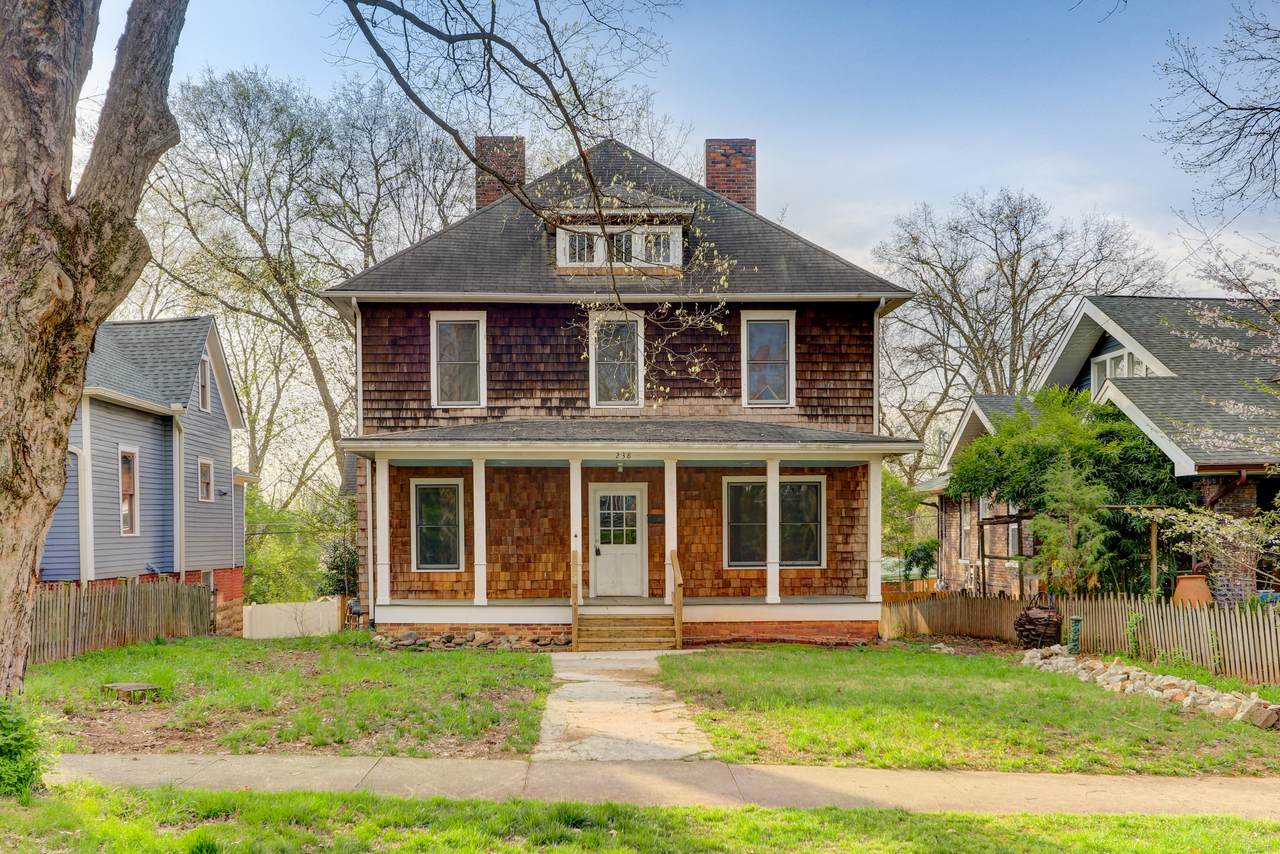 238 Oklahoma Ave - Photo 1