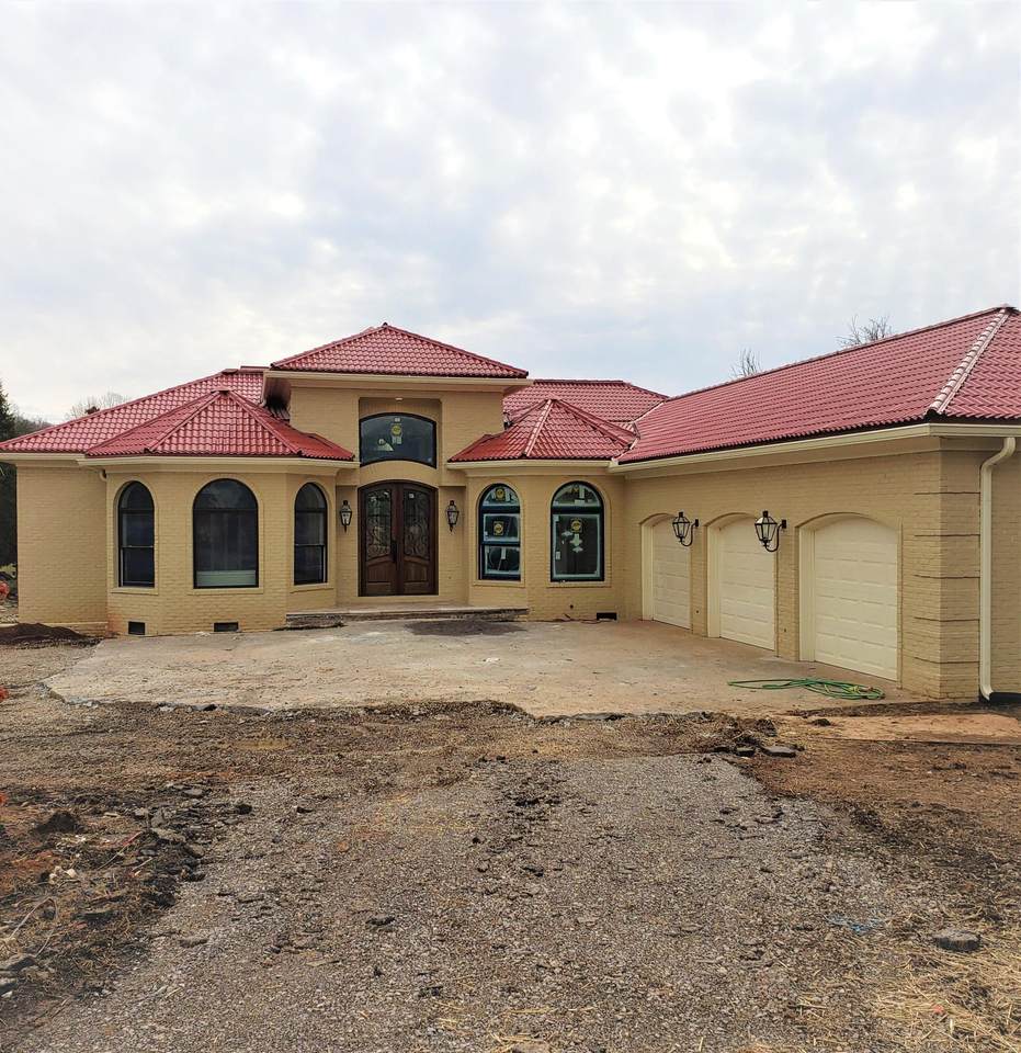 100 River Chase Rd - Photo 1