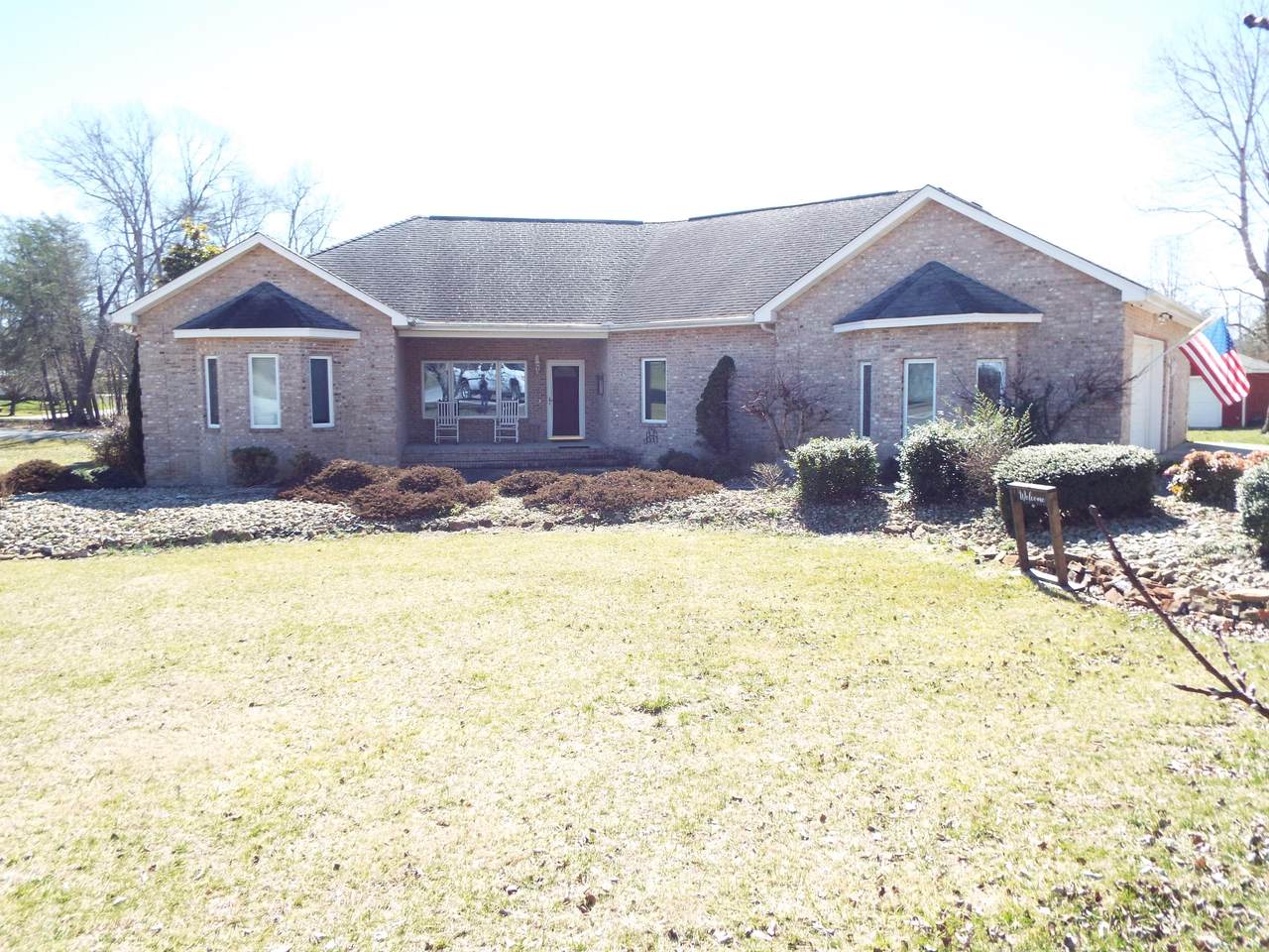 1105 Arrowhead Drive - Photo 1