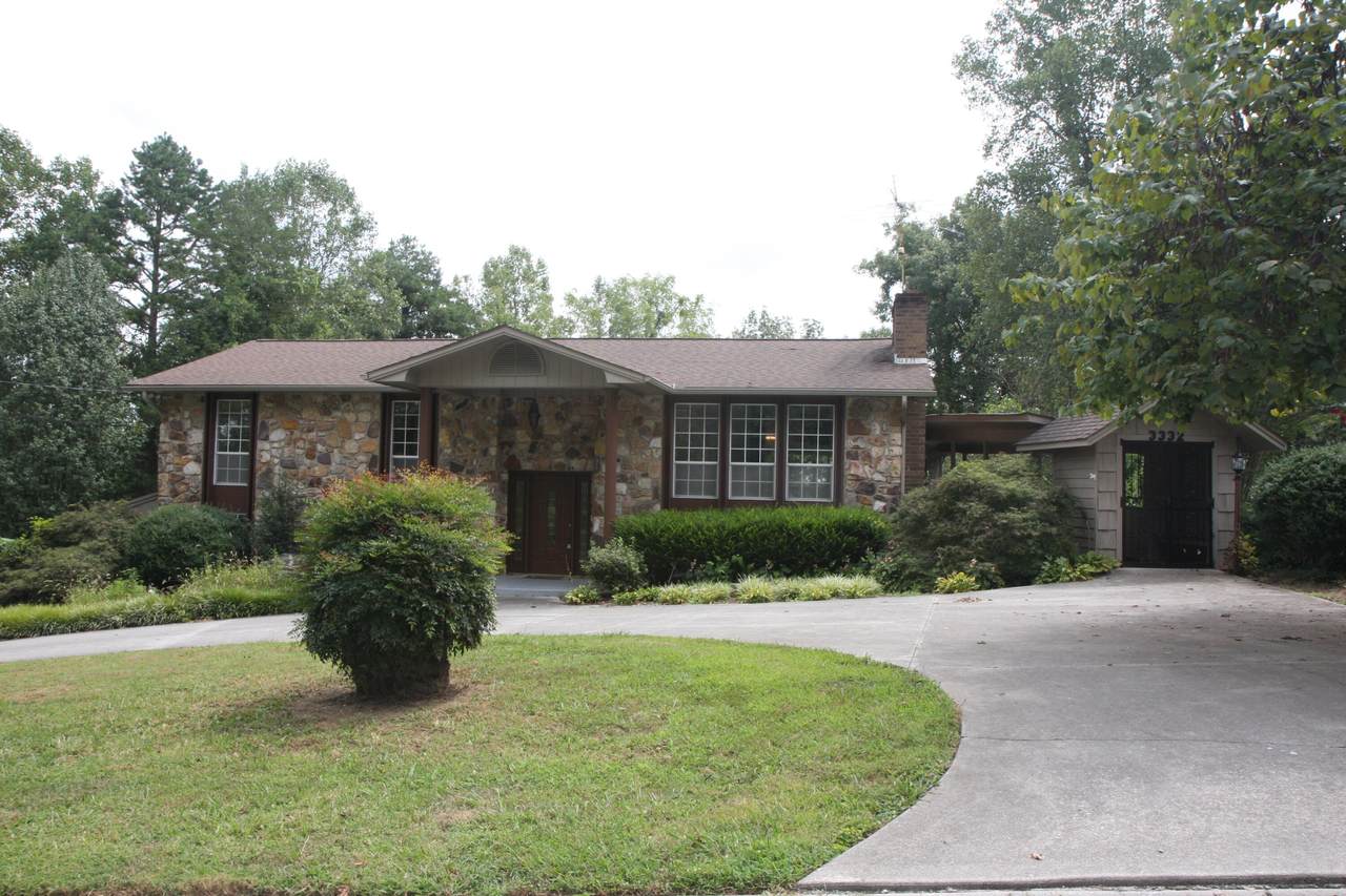 3332 Shagbark Rd - Photo 1